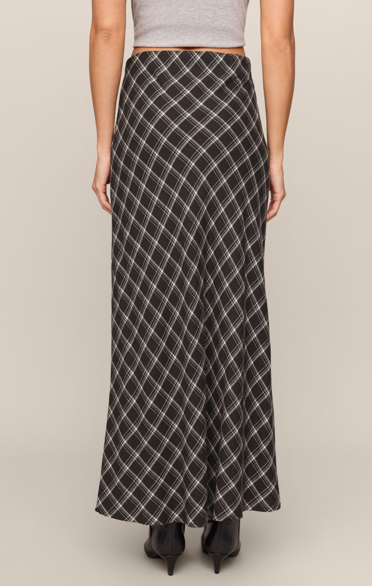 Europa Plaid Skirt - Ash Black