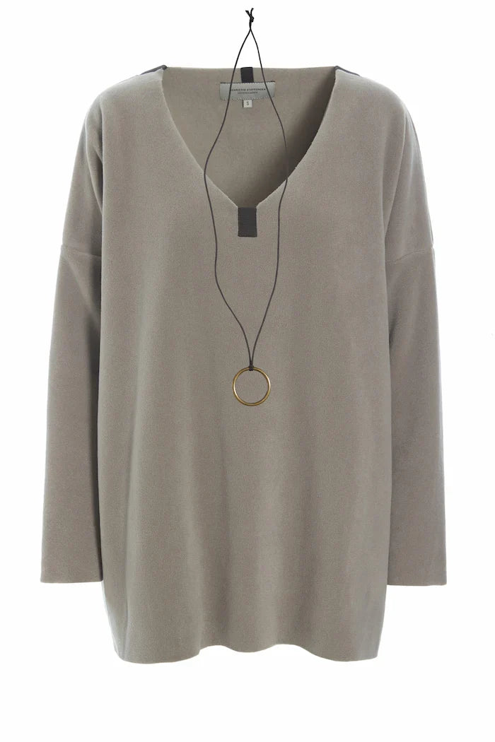 Fleece V-Neck-Elephant