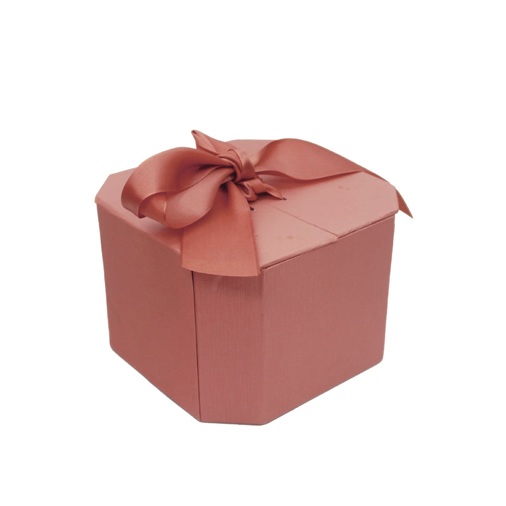 Gift Box With Ribbon (155x15x105cm)