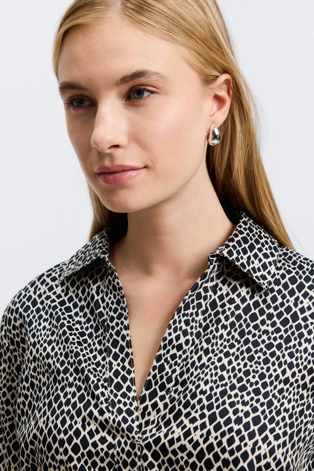 Frankie Popover Top-Black/White Snakeskin