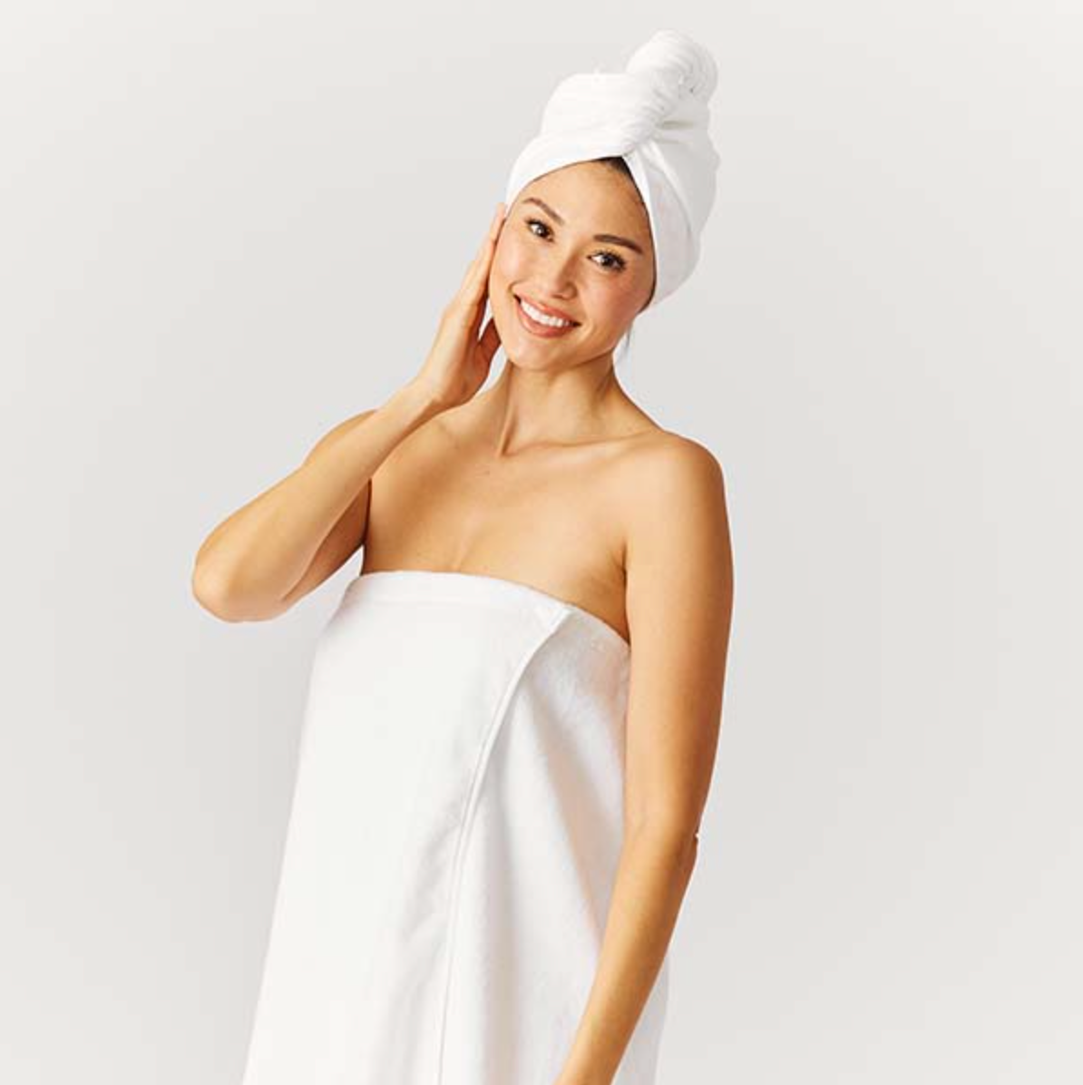 Weezie Hair Towel, Light Pink Embroidered Wave
