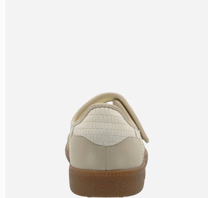 AYA in BEIGE MILK Sneakerina