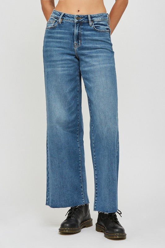 Nori 31" - Dark Wash Clean Stretch - Highrise Wideleg - Hidden