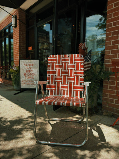 Red and White Stripe Classic Lawn Chair