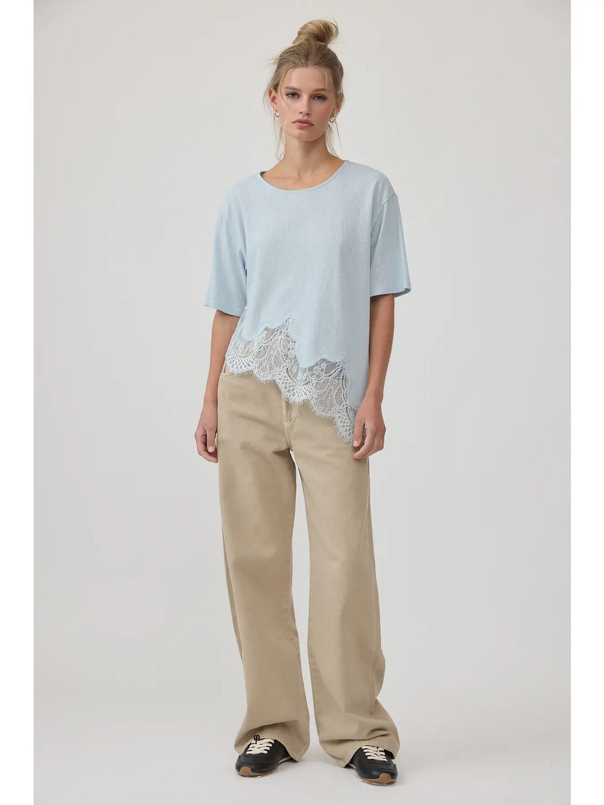 Slub Knit Lace Hem Tee