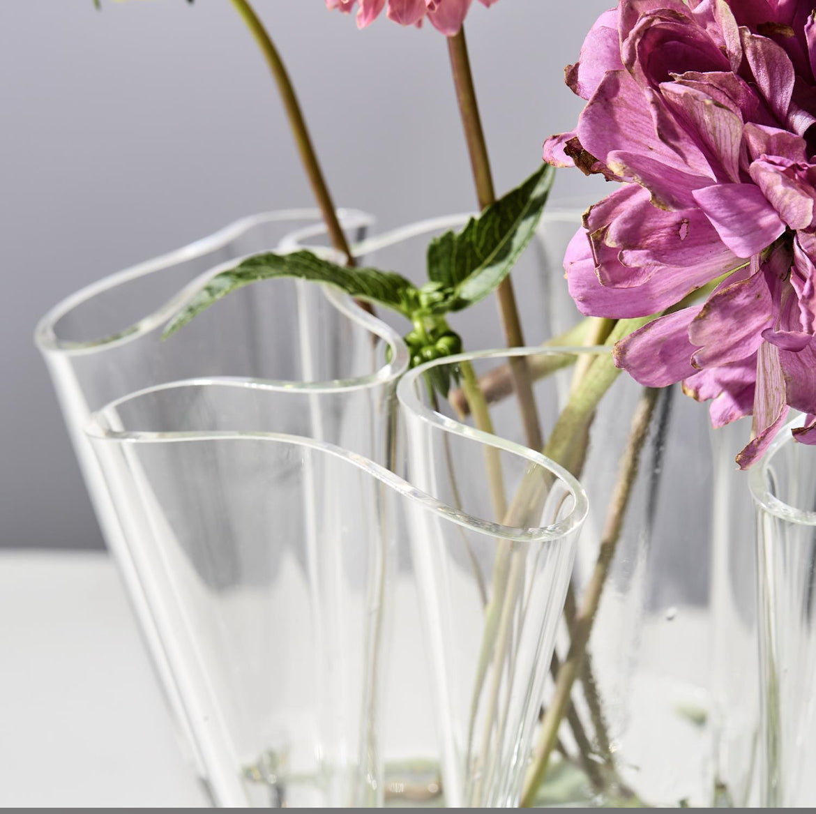 Handkerchief Acrylic Vase