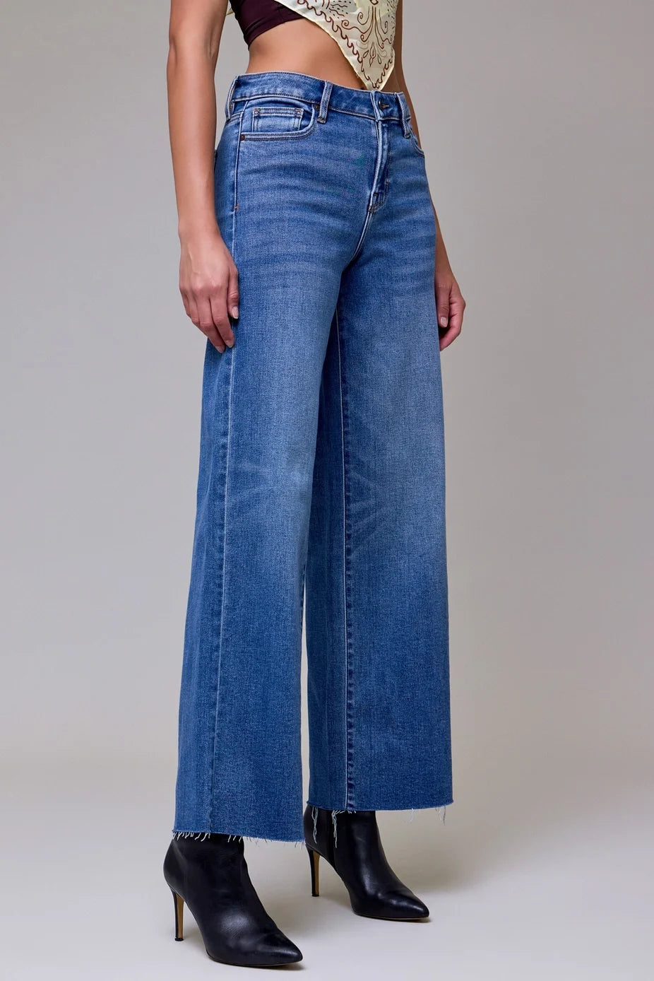 Nori 31" - Dark Wash Clean Stretch Wideleg