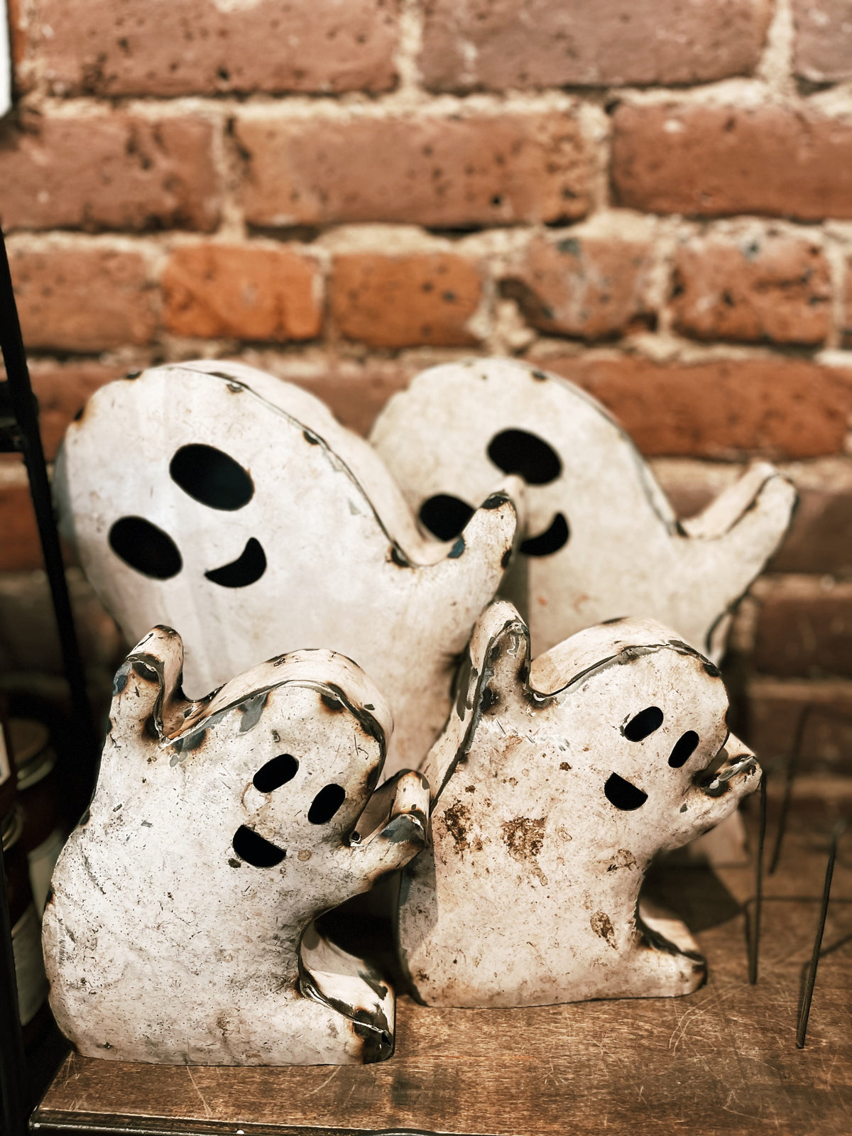 Iron Halloween Ghost Set
