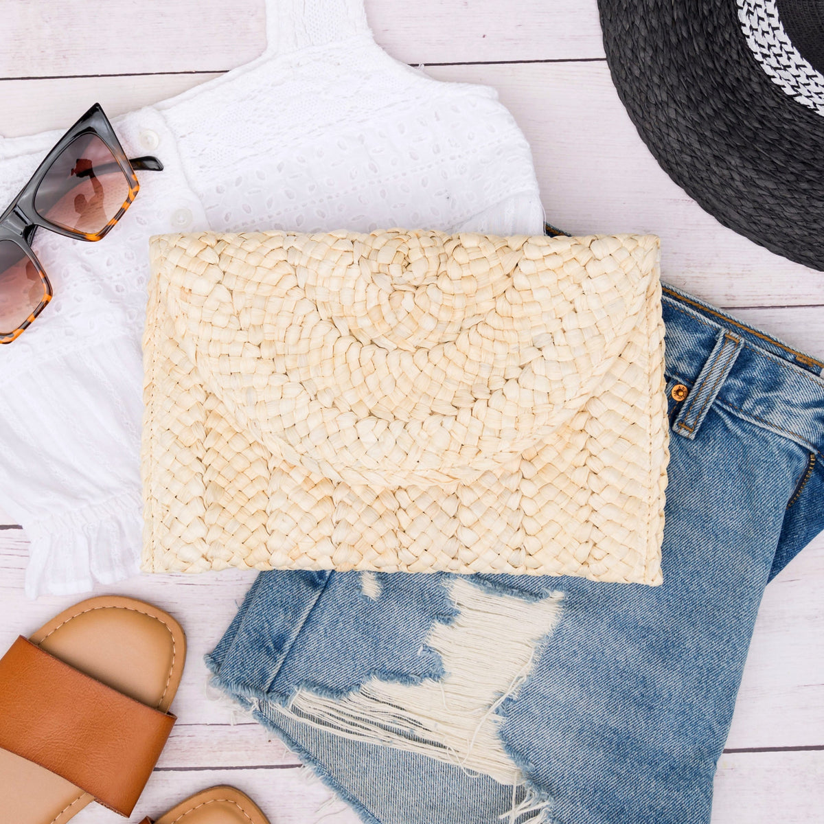Foldover Straw Clutch