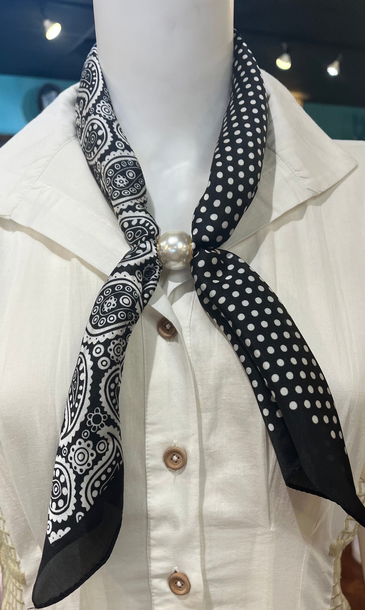 Magnetic Scarf