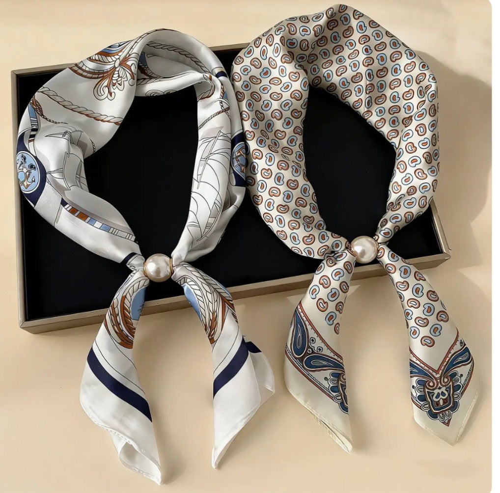 Magnetic Scarf