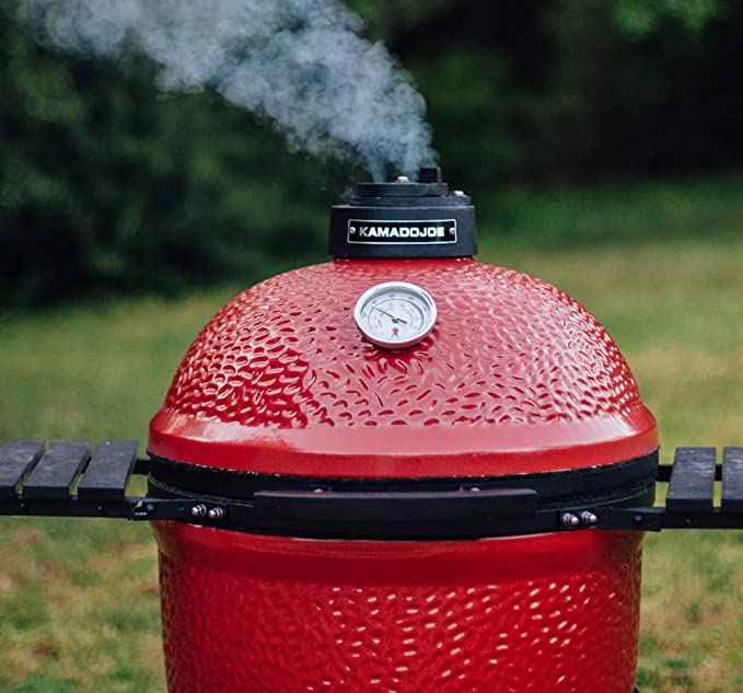 KAMADO JOE - CLASSIC II (DISPLAY MODEL CLEARANCE - PERFECT CONDITION)