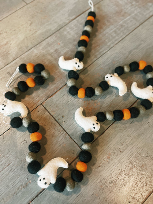 Ghost Halloween Garland