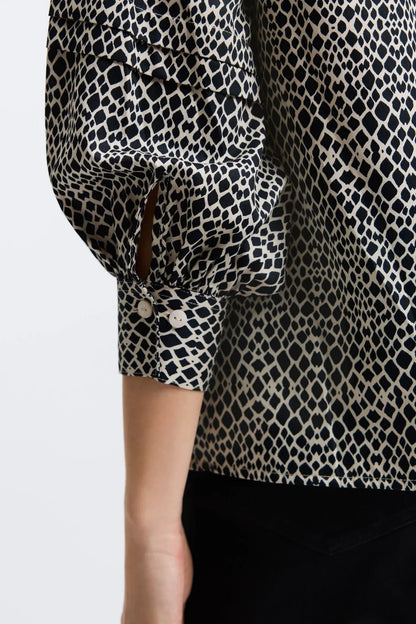 Frankie Popover Top-Black/White Snakeskin