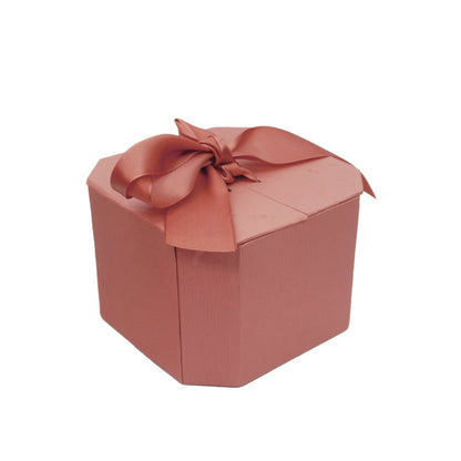 Gift Box With Ribbon (155x15x105cm)