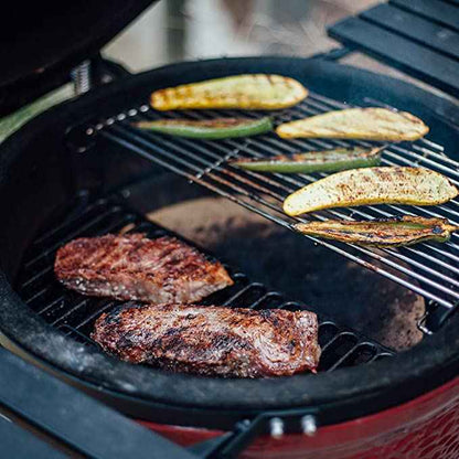 KAMADO JOE - CLASSIC II (DISPLAY MODEL CLEARANCE - PERFECT CONDITION)