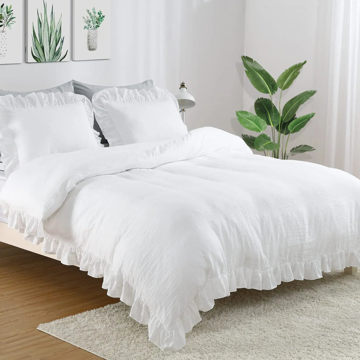 Queen White Microfiber Ruffle Duvet Cover Set, 3-Piece