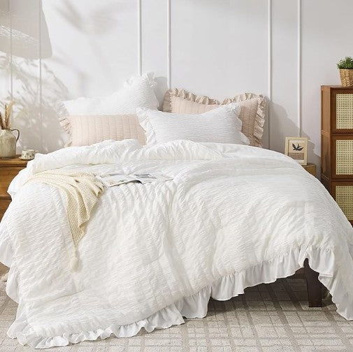 White Atelier Fluffy Ruffle Comforter Set – Farmhouse Chic