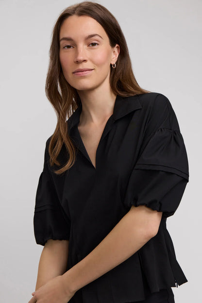 Black Lucia Elbow Sleeve Shirt
