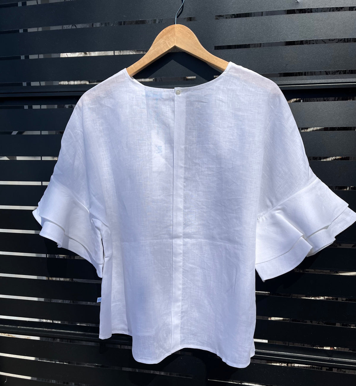 Lolan Linen Top