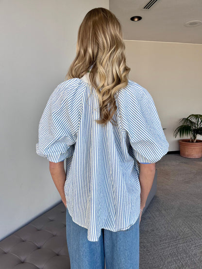 The Lila Chambray Stripe Zip Sucker Top-Blue/White
