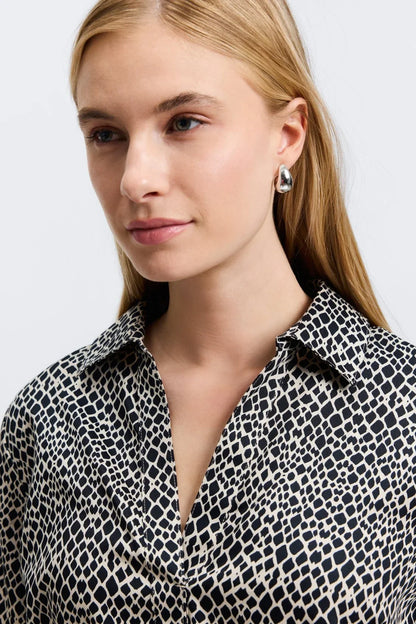 Frankie Popover Top-Black/White Snakeskin