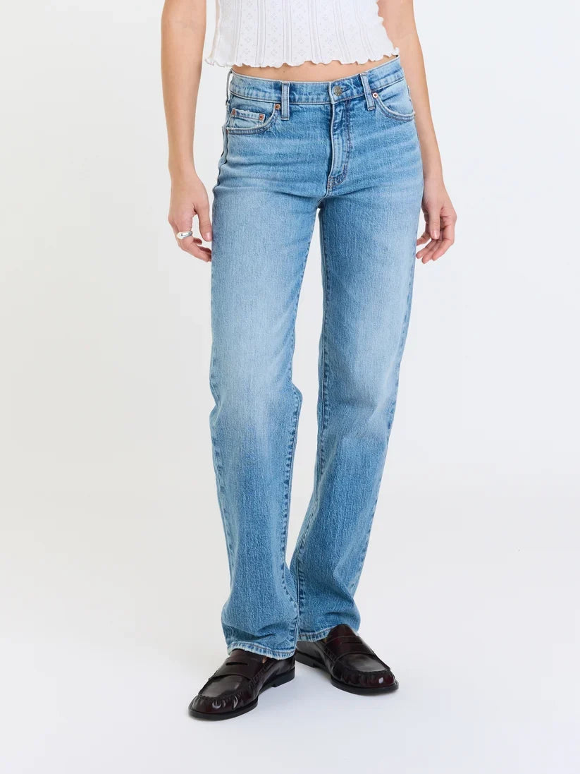 Rebel Mid-Rise Slim Straight- On Repeat