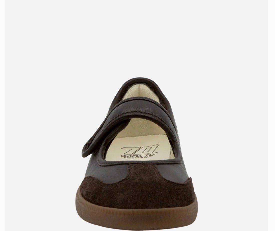 Aya Sneakerina Coffee Milk