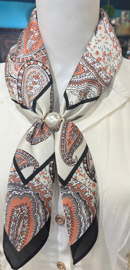 Magnetic Scarf