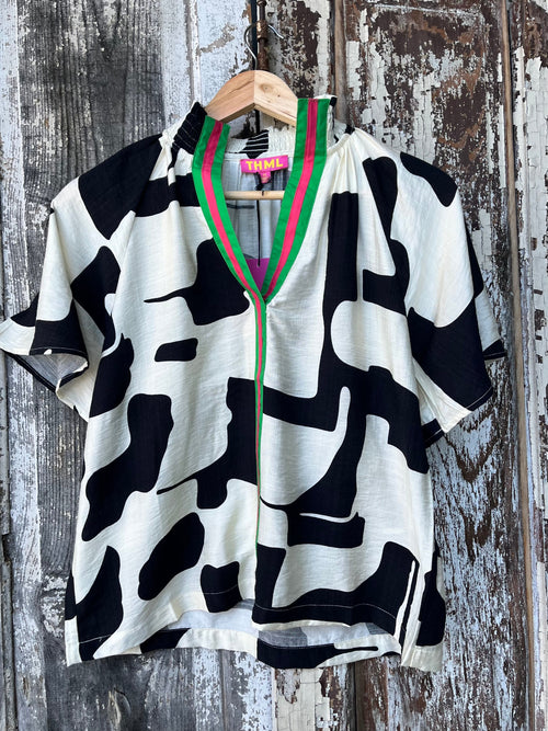 Ruffle Collar Abstract Top