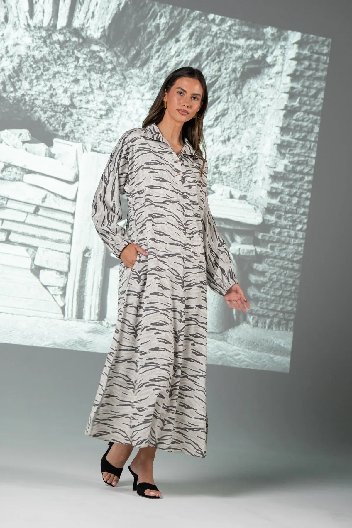LONG-SLEEVE POPPY MAXI