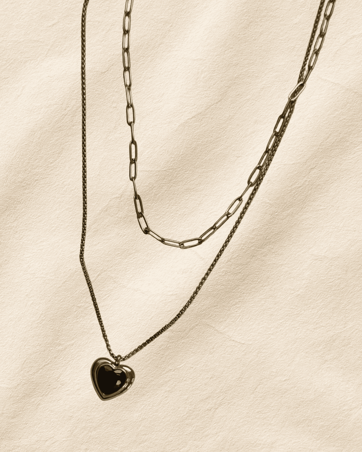 Black Heart Necklace Set