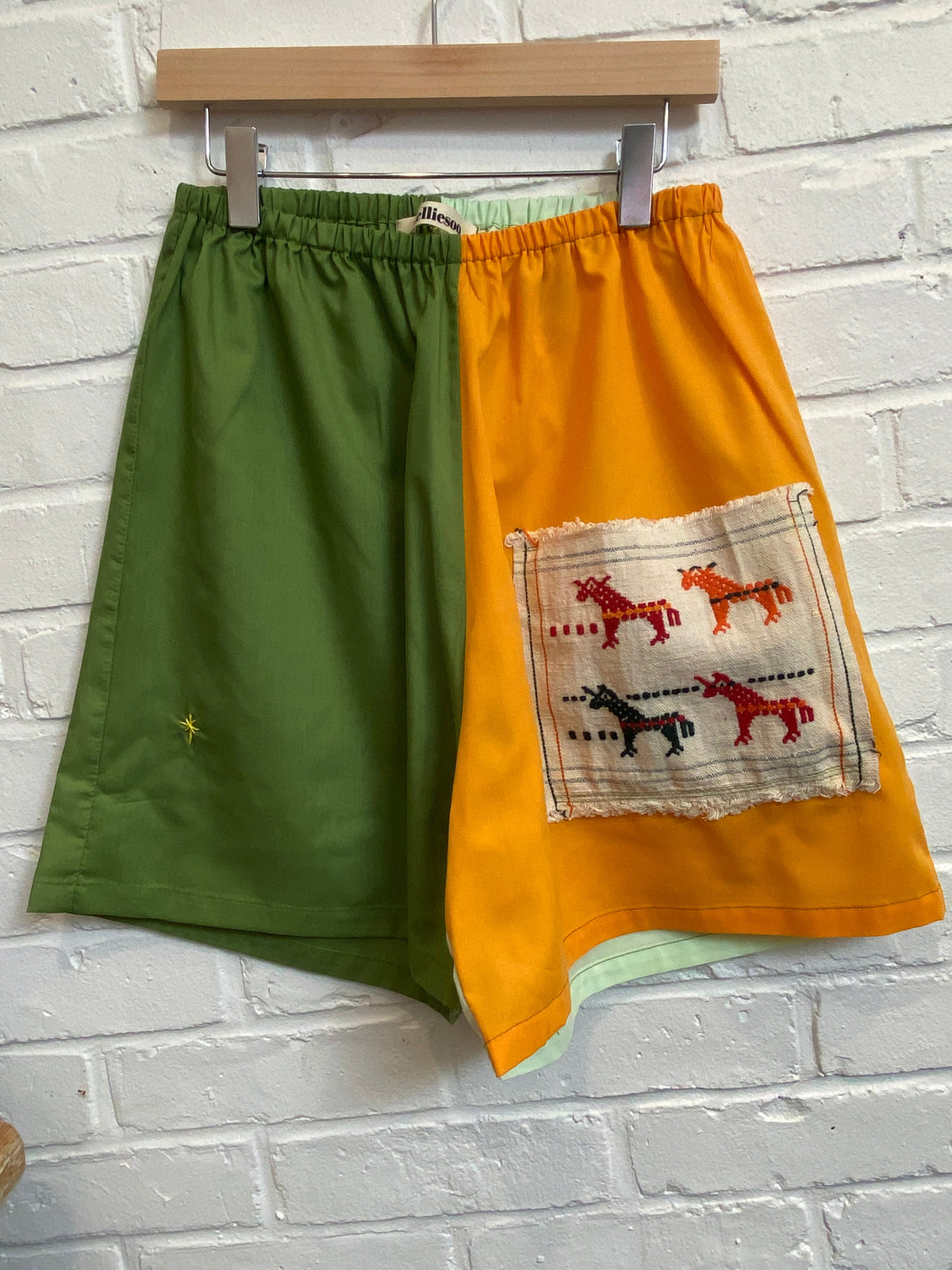 NELLIESOO SHORTS - SIZE 8-10 YRS