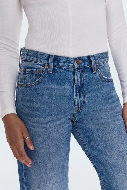 Lexi Mid Rise Bowed Straight - Metropolis