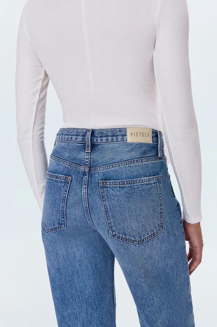 Lexi Mid Rise Bowed Straight - Metropolis
