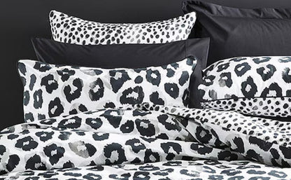 Leopard Print Duvet Cover Set with Pillowcases, Soft Microfiber All-Season Bedding for Twin, Full, Queen & King Beds