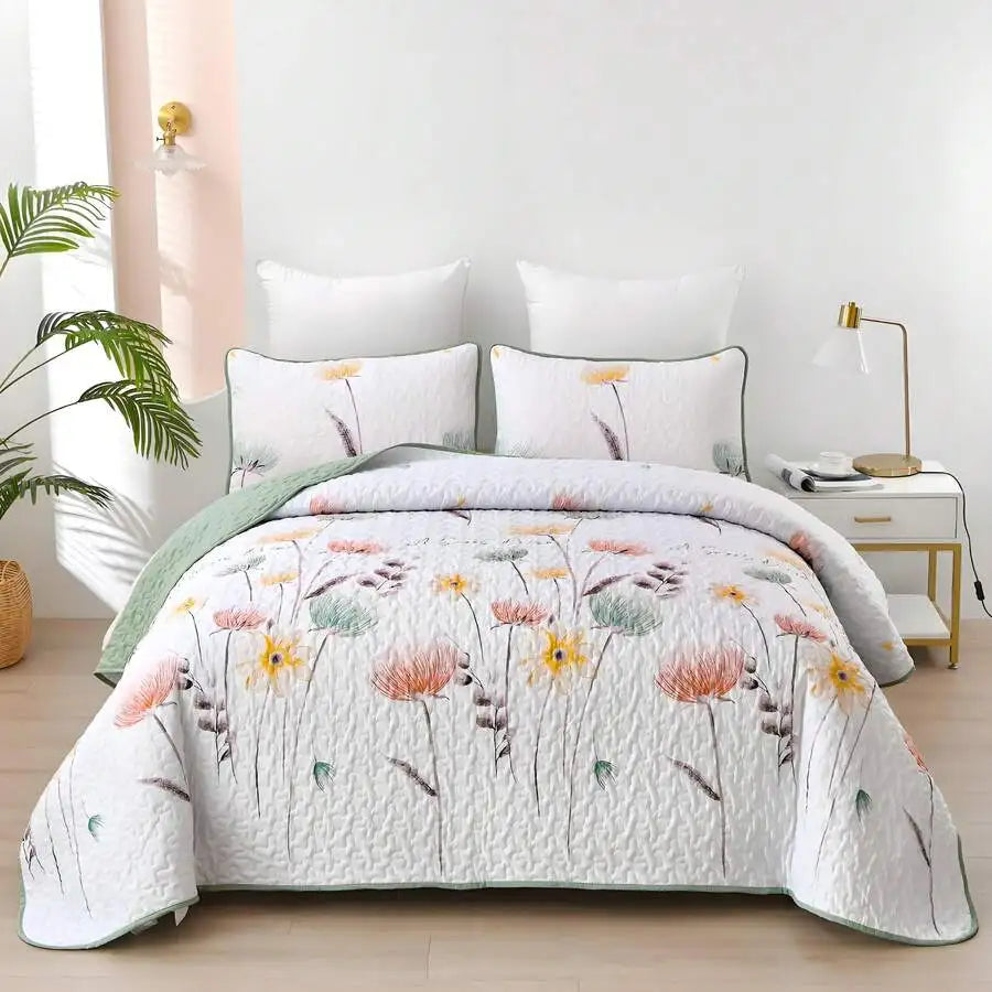 3-Piece Queen Floral Quilt Set, Lightweight Reversible Farmhouse Coverlet with 2 Pillow Shams