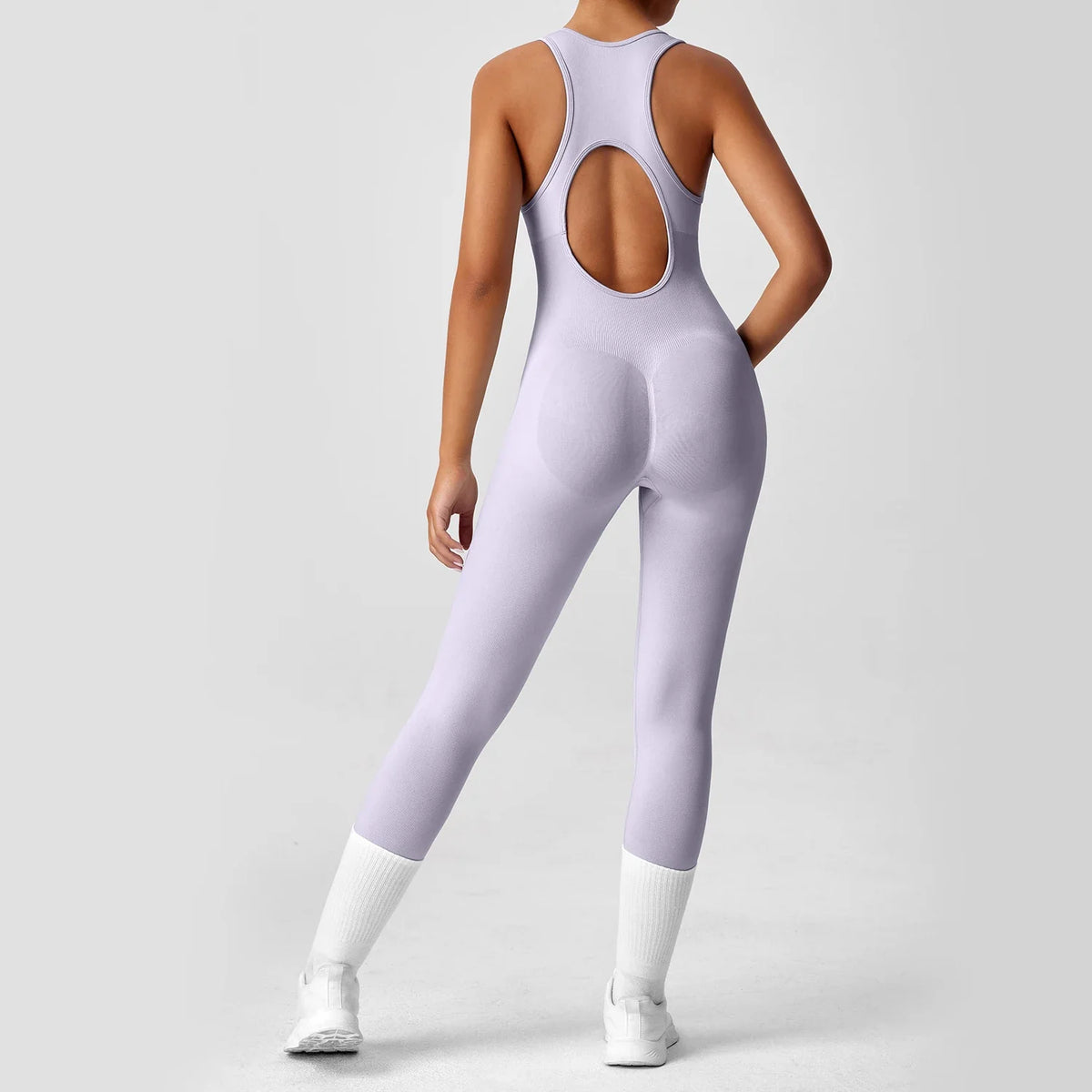 Seamless Peach Booty One-Piece Yoga Bodysuit - V-Back Tummy Control Gym Outfit for Women - Sexy Workout Jumpsuit Fitness Bodycon