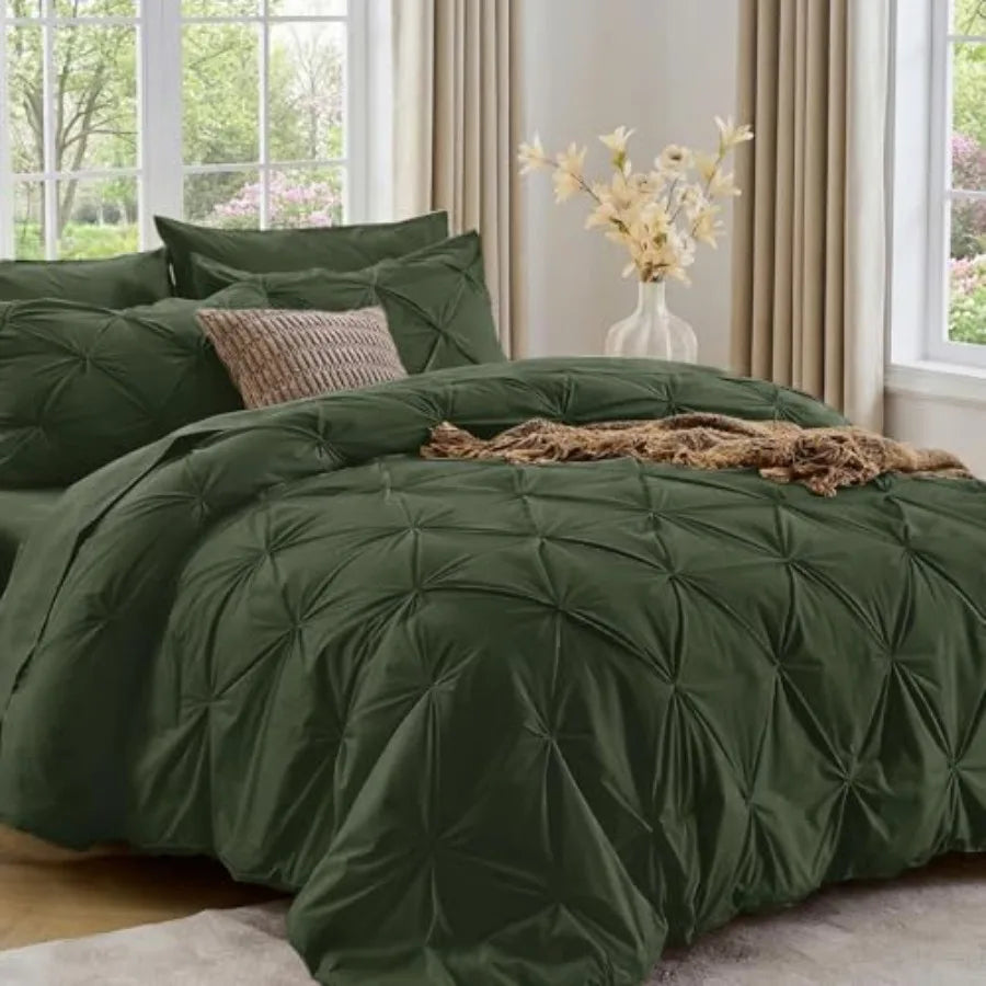 Elegant Pintuck Queen Comforter Set – 7-Piece
