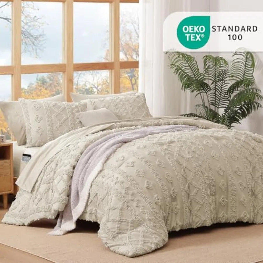 7-Piece Tufted Comforter Set in Beige – Soft, Elegant Boho Farmhouse Bedding Upgrade
