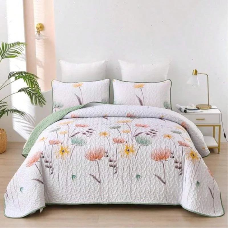 3-Piece Queen Floral Quilt Set, Lightweight Reversible Farmhouse Coverlet with 2 Pillow Shams