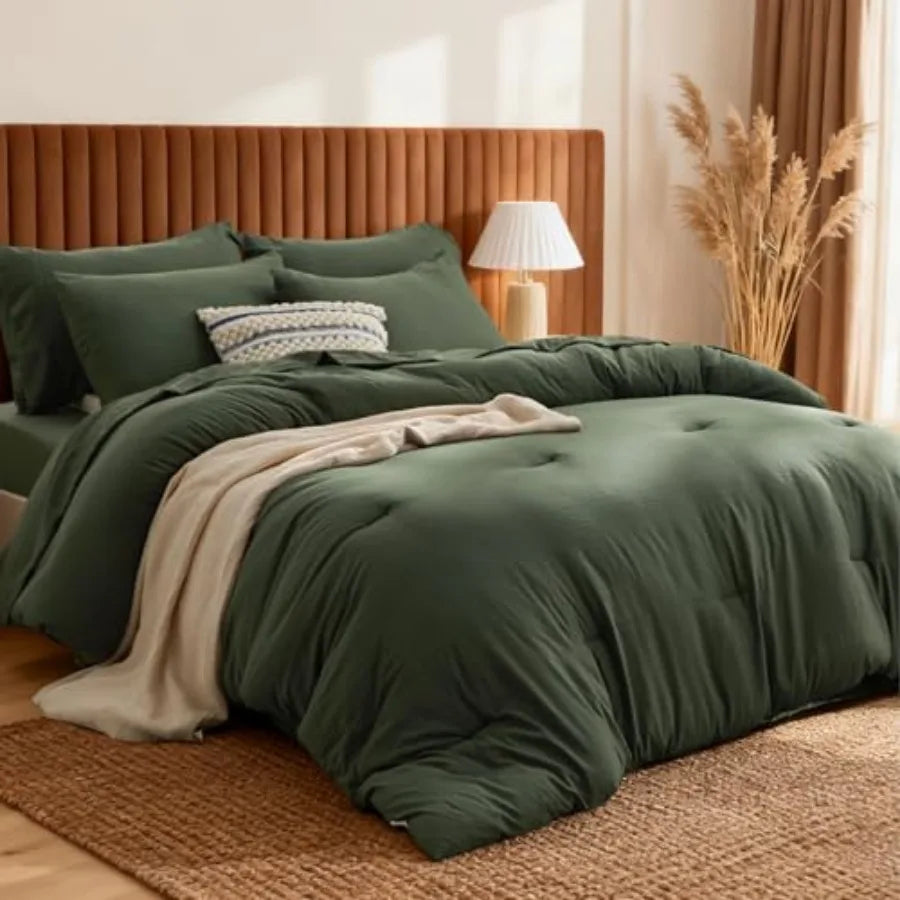 California King Comforter Set – Ultra Soft Prewashed Bedding, Lightweight All-Season Comforter & Pillowcases, Luxury Modern Bed Set (104”x96”)