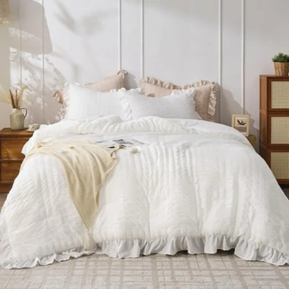 White Atelier Fluffy Ruffle Comforter Set – Farmhouse Chic