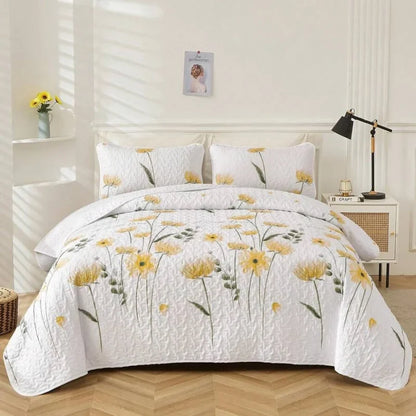 3-Piece Queen Floral Quilt Set, Lightweight Reversible Farmhouse Coverlet with 2 Pillow Shams