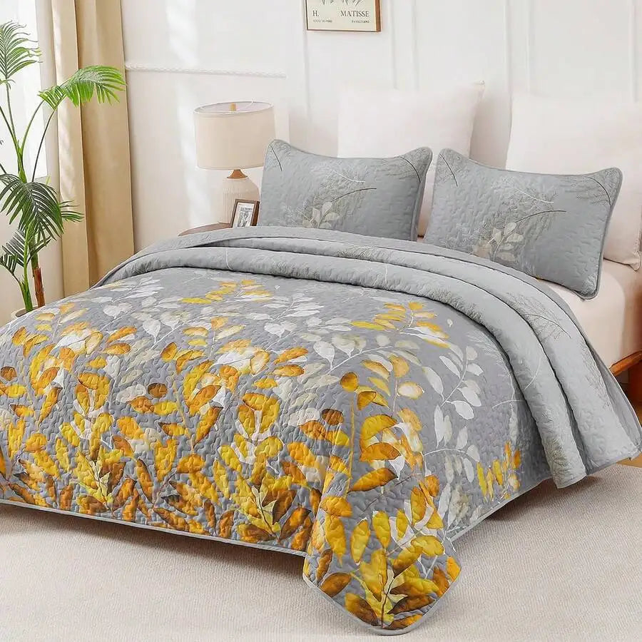 3-Piece Queen Floral Quilt Set, Lightweight Reversible Farmhouse Coverlet with 2 Pillow Shams