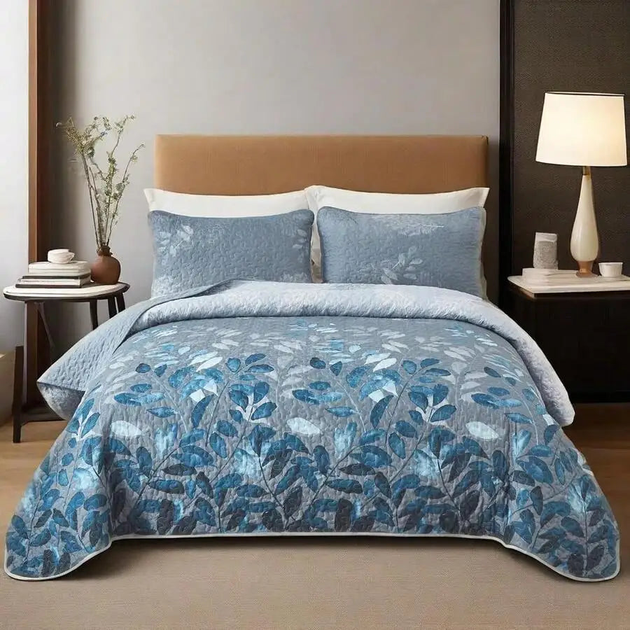 3-Piece Queen Floral Quilt Set, Lightweight Reversible Farmhouse Coverlet with 2 Pillow Shams
