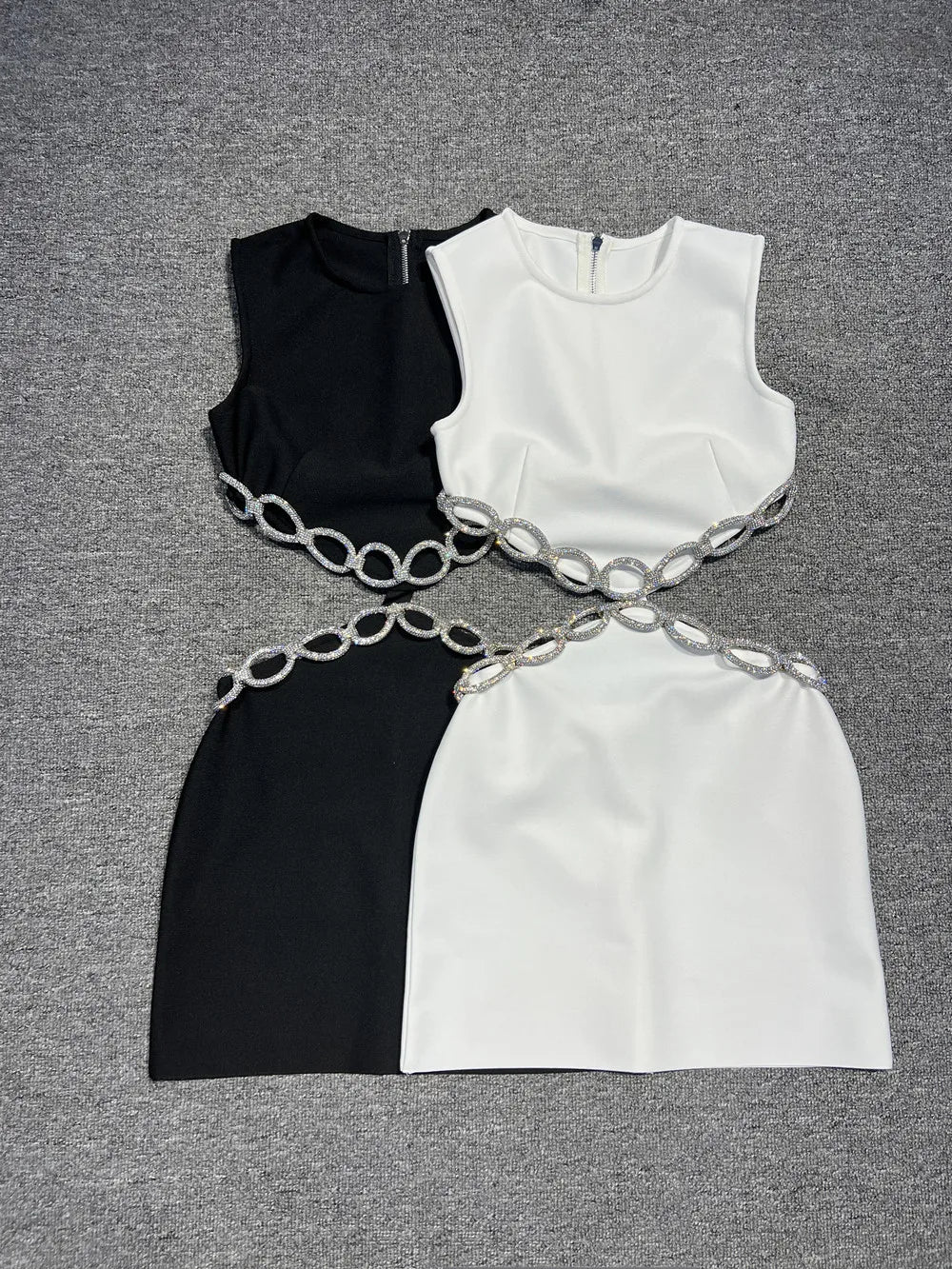2025 Women Celebrity Sexy Sleeveless Hollow Out Diamonds White Midi Bodycon Dress Elegant Evening Club Party Outfit