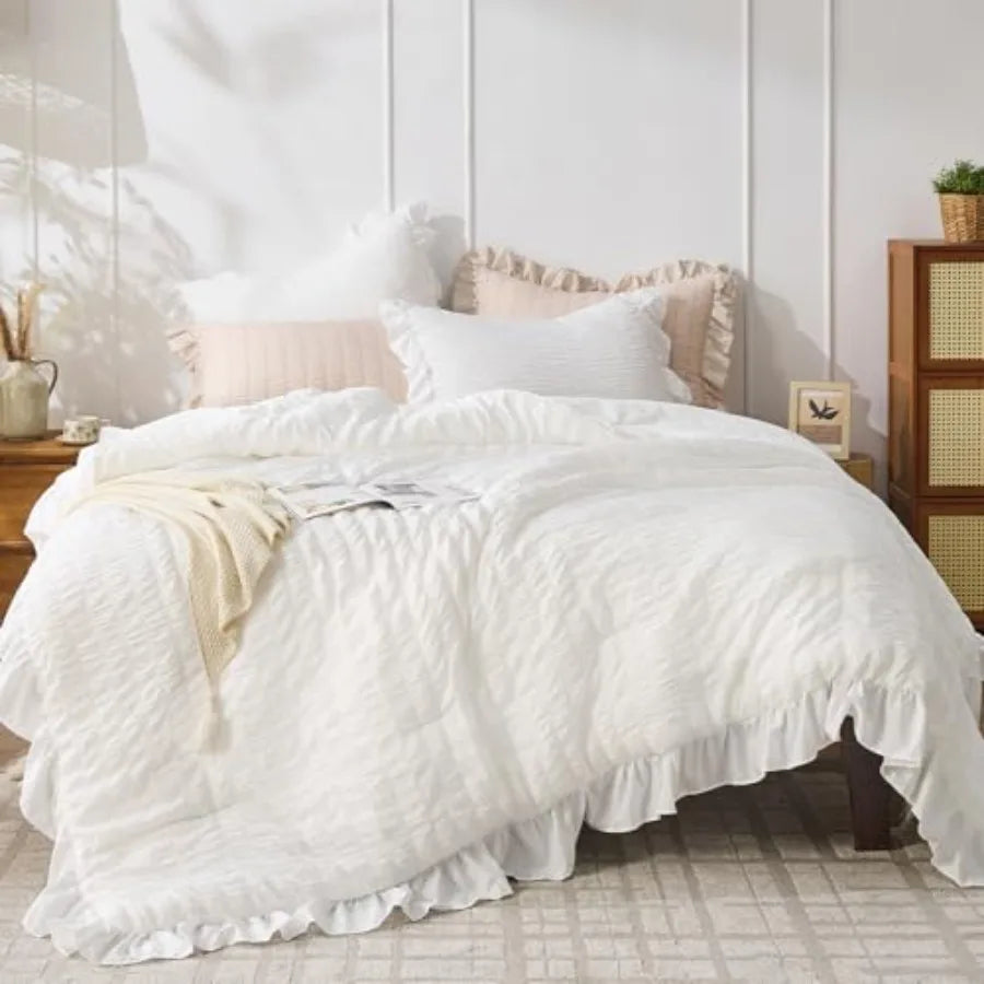 White Atelier Fluffy Ruffle Comforter Set – Farmhouse Chic