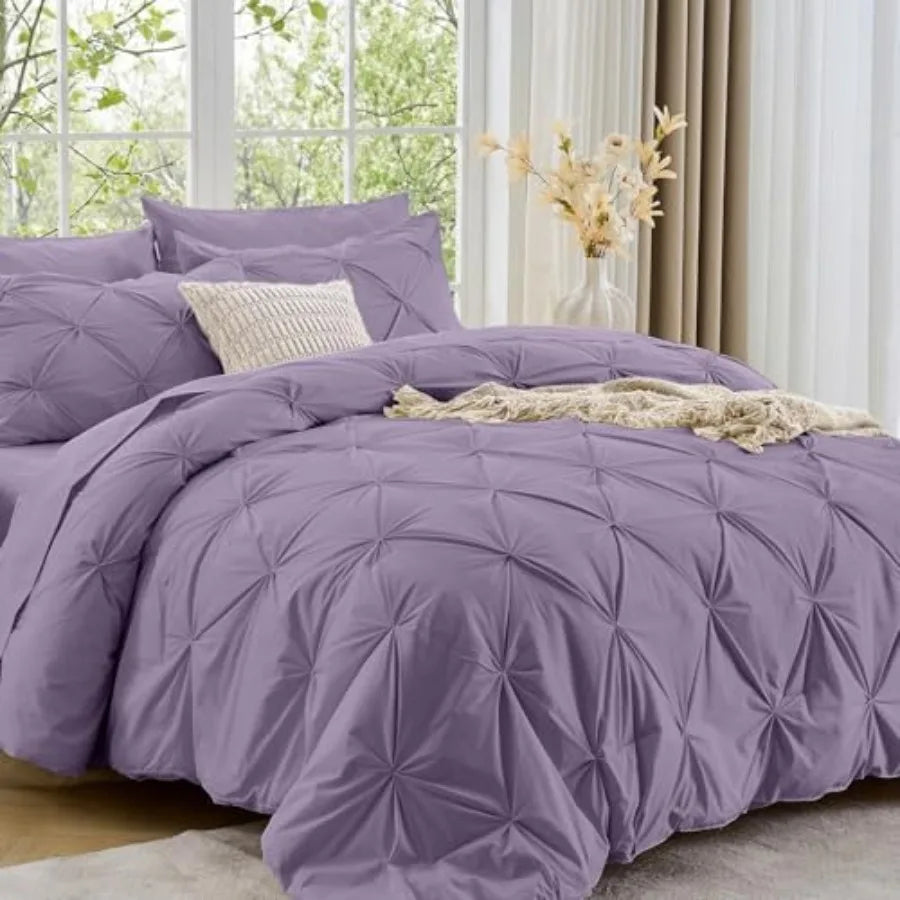 Elegant Pintuck Queen Comforter Set – 7-Piece