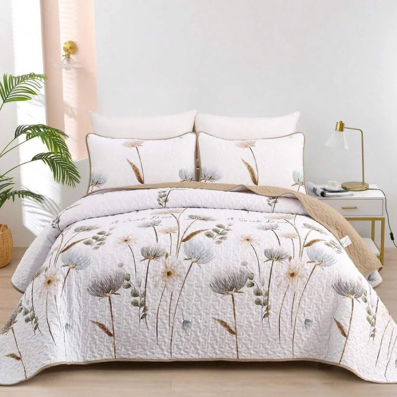 3-Piece Queen Floral Quilt Set, Lightweight Reversible Farmhouse Coverlet with 2 Pillow Shams